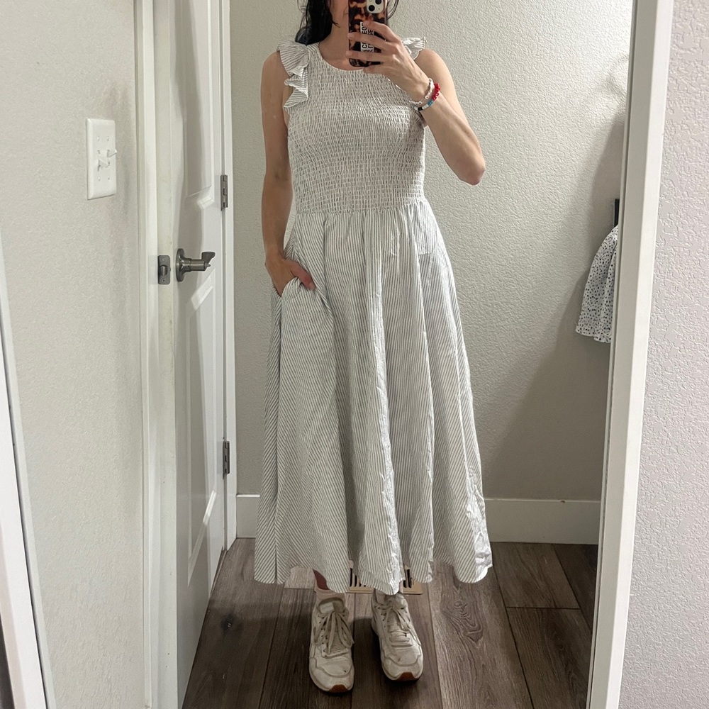 S Gianni Bini Smocked Dress